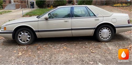 Photo 3 of 18 of 1997 Cadillac Seville SLS
