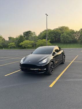 2022 Tesla Model Y Long Range