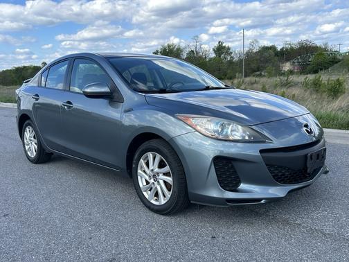 Gray 2013 Mazda Mazda3 i Touring