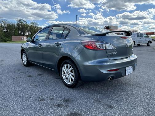 Gray 2013 Mazda Mazda3 i Touring