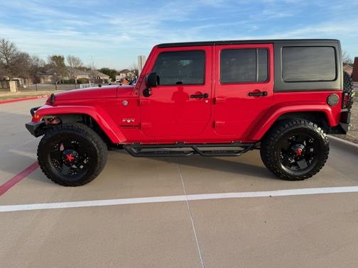 2016 Jeep Wrangler Unlimited Sahara