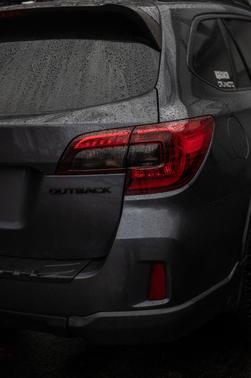 Blue 2016 Subaru Outback 2.5i Limited