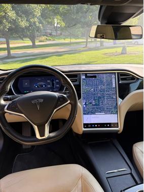 2016 Tesla Model S 75D