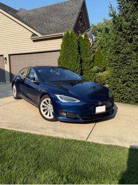 2016 Tesla Model S 75D
