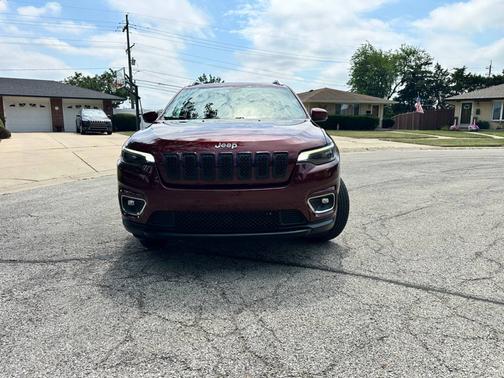 Red 2020 Jeep Cherokee Limited