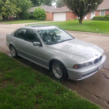 2001 BMW 525 i