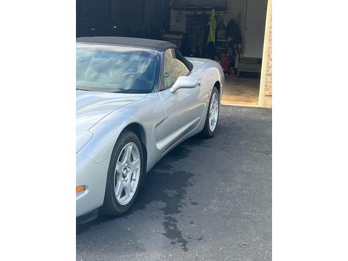 1999 Chevrolet Corvette Base