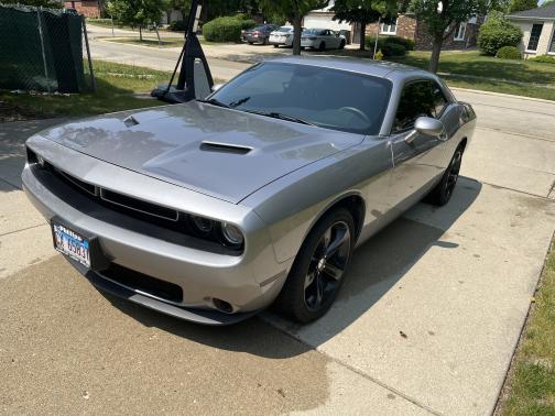 2016 Dodge Challenger SXT