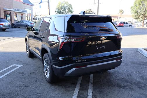 2026 Chevrolet Equinox FWD LT