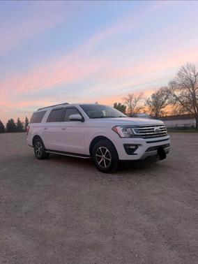 White 2020 Ford Expedition Max XLT