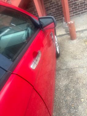 Red 2008 Ford Focus SE