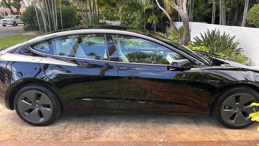 2023 Tesla Model 3 Base
