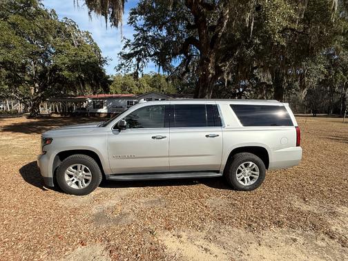 2019 Chevrolet Suburban LT