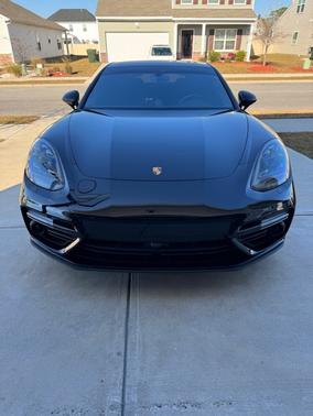 2017 Porsche Panamera Panamera Turbo
