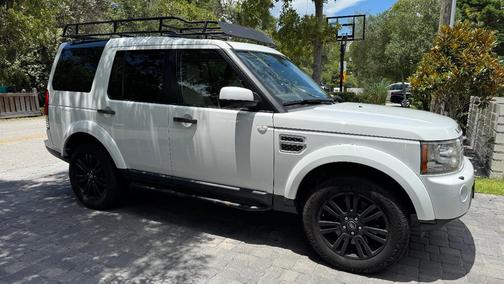 White 2013 Land Rover LR4 HSE
