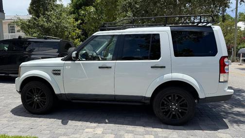 White 2013 Land Rover LR4 HSE