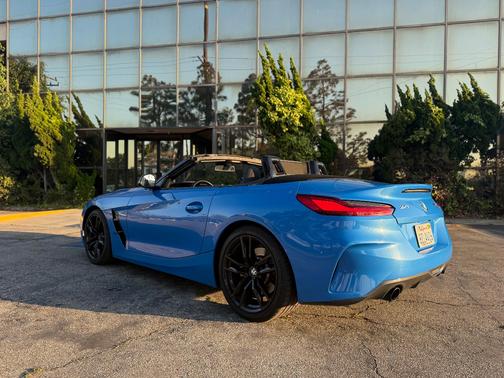 Blue 2022 BMW Z4 sDrive30i