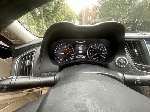 2014 INFINITI Q50 Premium