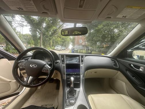 2014 INFINITI Q50 Premium