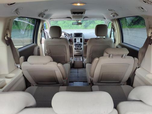 White 2010 Chrysler Town & Country LX
