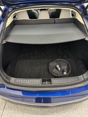 2015 Tesla Model S 70D