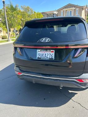 Black 2022 Hyundai TUCSON SEL