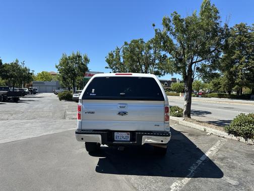 Silver 2010 Ford F-150 Lariat SuperCrew
