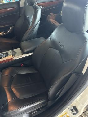 White 2008 Cadillac CTS Base
