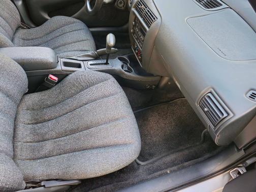 2004 Chevrolet Cavalier Base