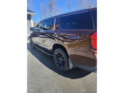 Brown 2022 GMC Yukon XL SLT