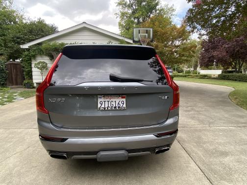 2017 Volvo XC90 T6 R-Design