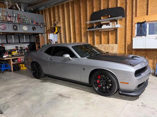 Silver 2015 Dodge Challenger SRT Hellcat