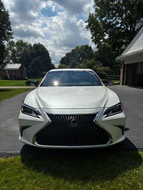White 2020 Lexus ES 350 Base