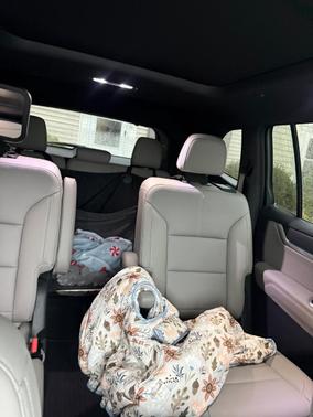 White 2024 GMC Acadia Elevation
