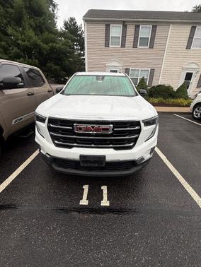 White 2024 GMC Acadia Elevation