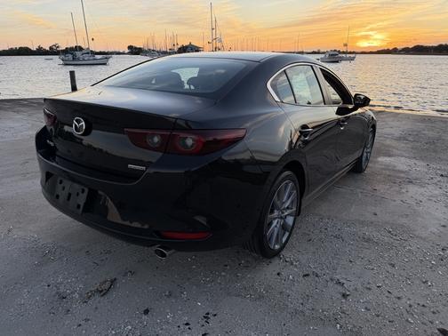 2023 Mazda Mazda3 2.5 S Preferred