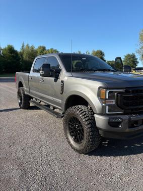 Gray 2022 Ford F-250 Lariat