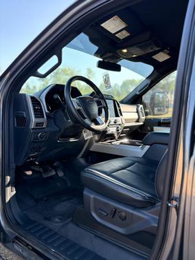 Gray 2022 Ford F-250 Lariat
