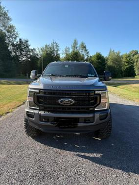 Gray 2022 Ford F-250 Lariat