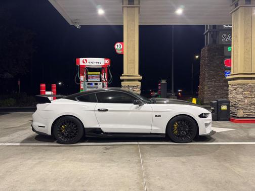 White 2020 Ford Mustang GT