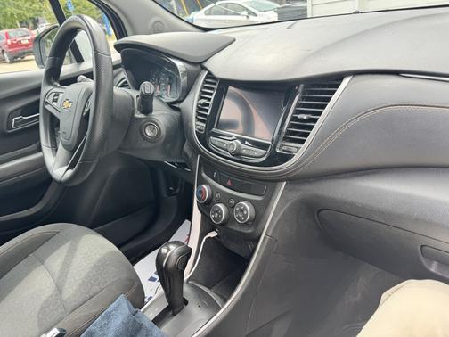 Silver 2020 Chevrolet Trax LS