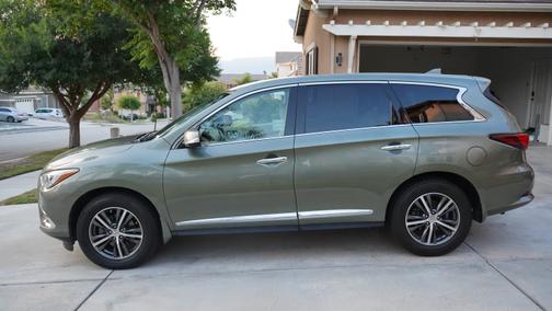 2017 INFINITI QX60 Base