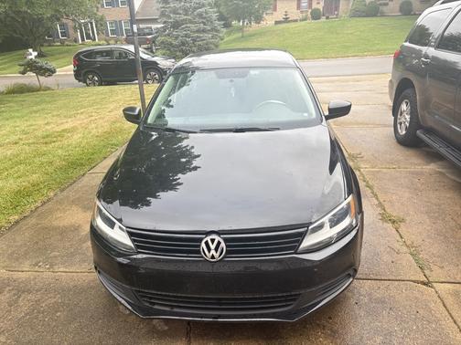 Black 2012 Volkswagen Jetta S