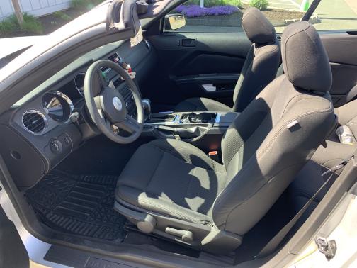 2010 Ford Mustang Base