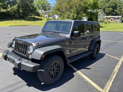 Gray 2016 Jeep Wrangler Unlimited Sport