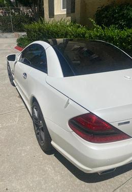 White 2009 Mercedes-Benz SL-Class SL550 Roadster