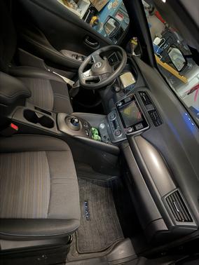 Black 2025 Nissan Leaf S