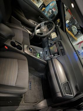 Black 2025 Nissan Leaf S