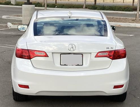 2015 Acura ILX 2.0L w/Premium Package