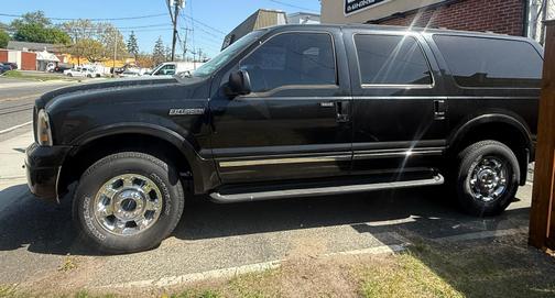 2005 Ford Excursion Eddie Bauer
